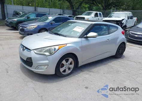 2013 Hyundai Veloster Base W/Black from USA, damaged, VIN KMHTC6AD2DU171979
